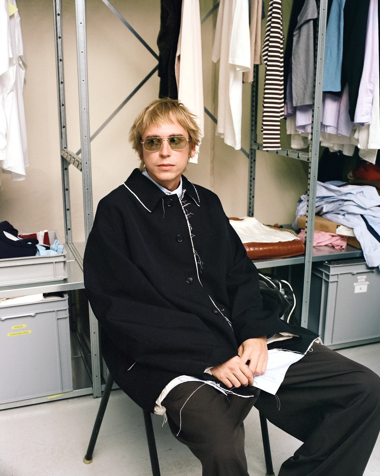 【大人が買うべきコラボ服】グラフペーパーの画像_4