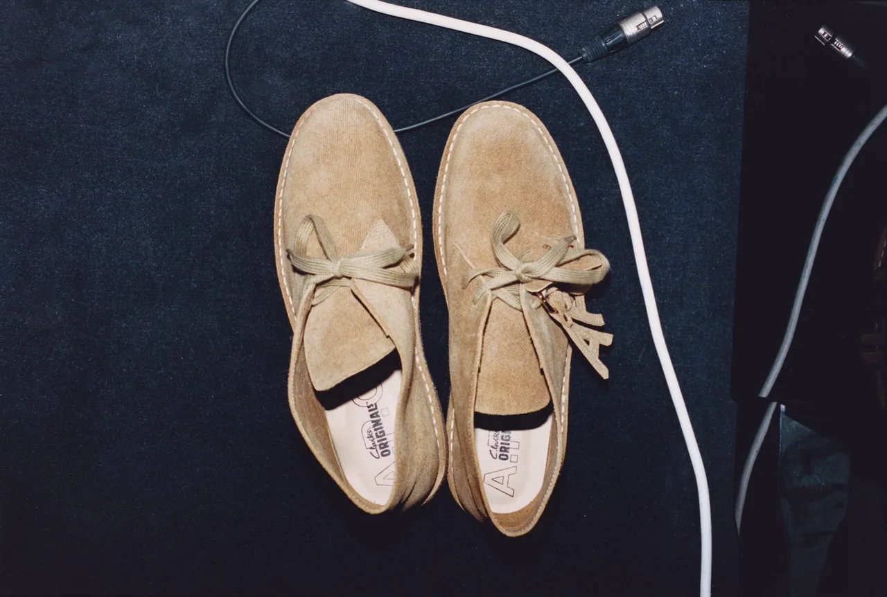 【A.P.C. × クラークス】名品「デの画像_1