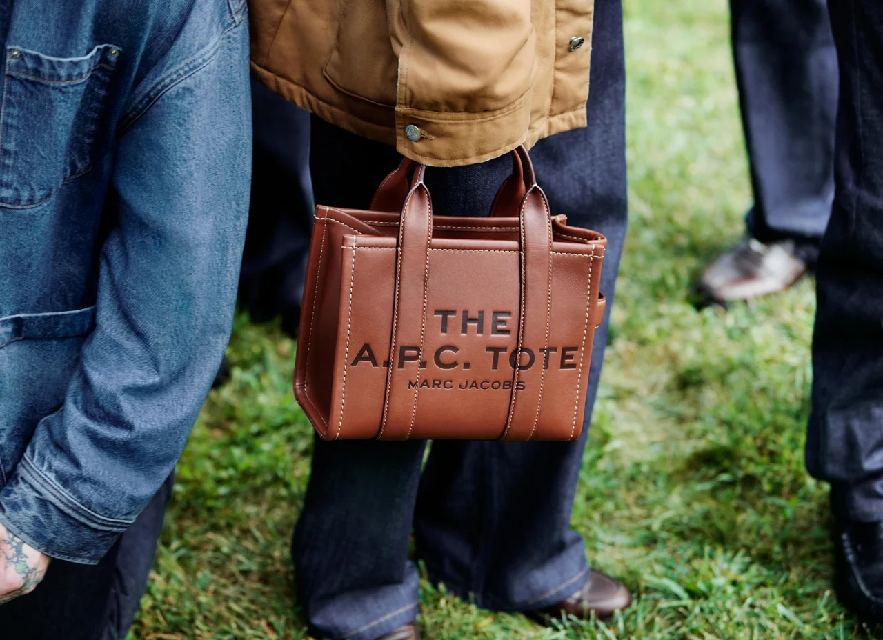 【マーク ジェイコブス×A.P.C.】8の画像_12