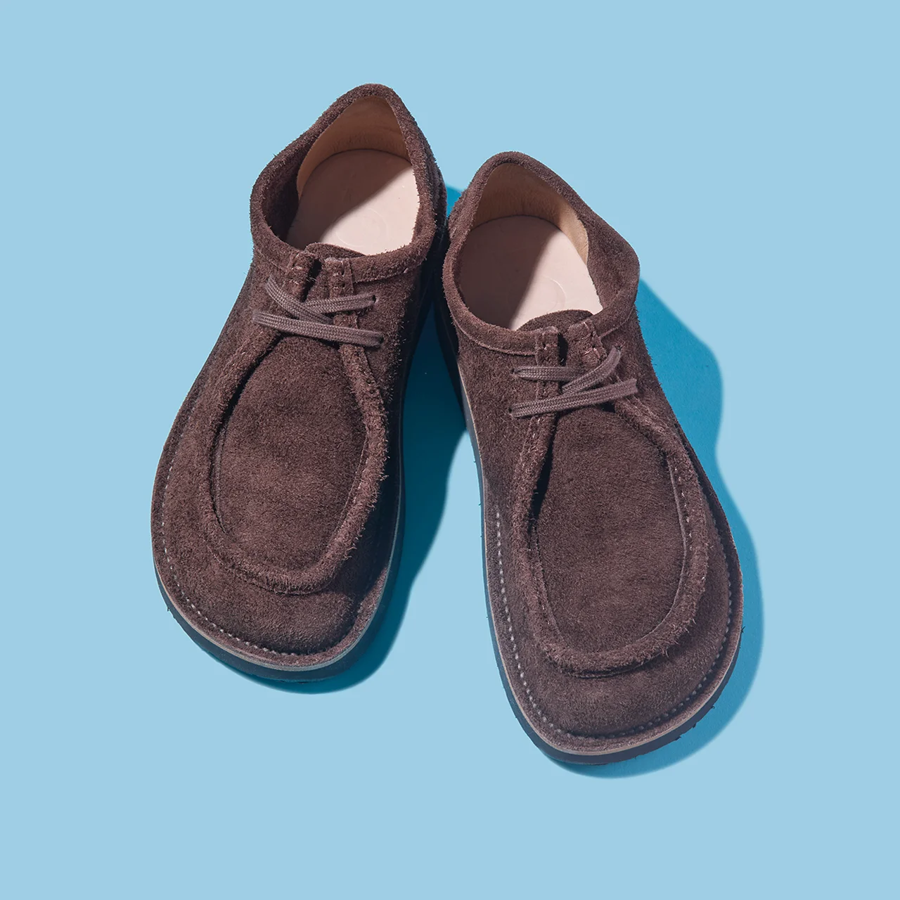 アシンメトリーなトゥシェイプが印象的なモックトゥ「ファロ レースアップ」