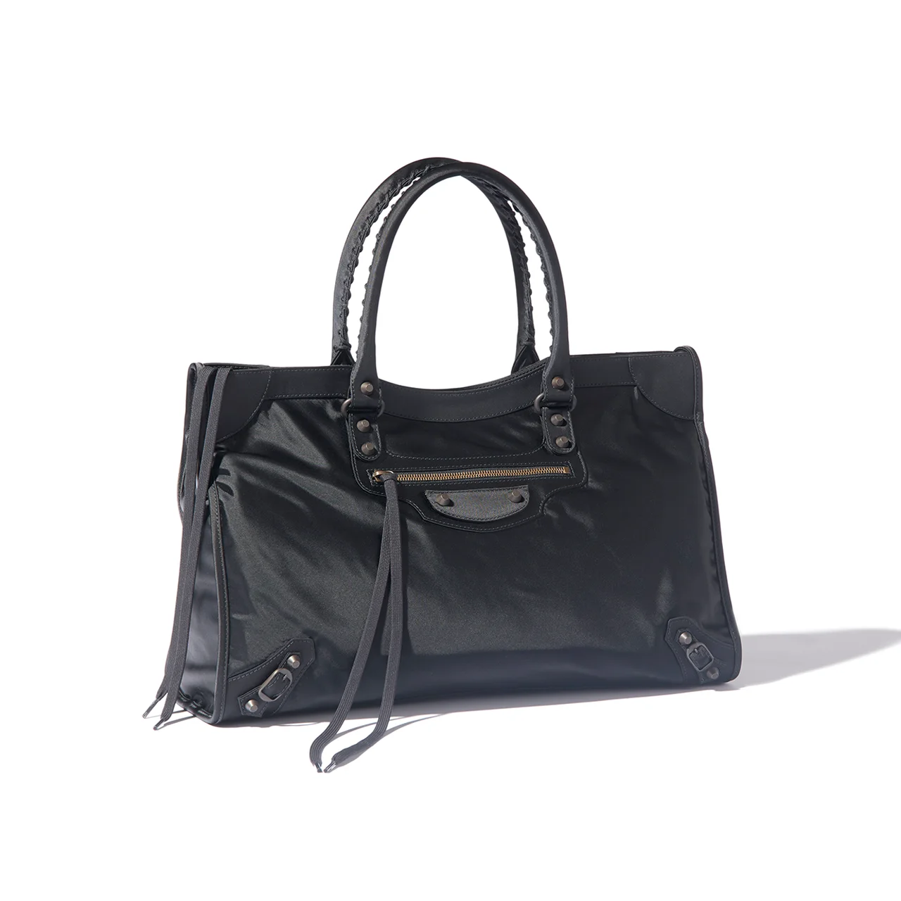 【バレンシアガ】40代男性におすすめのトートバッグ「ル・シティ」にナイロンバージョンが登場