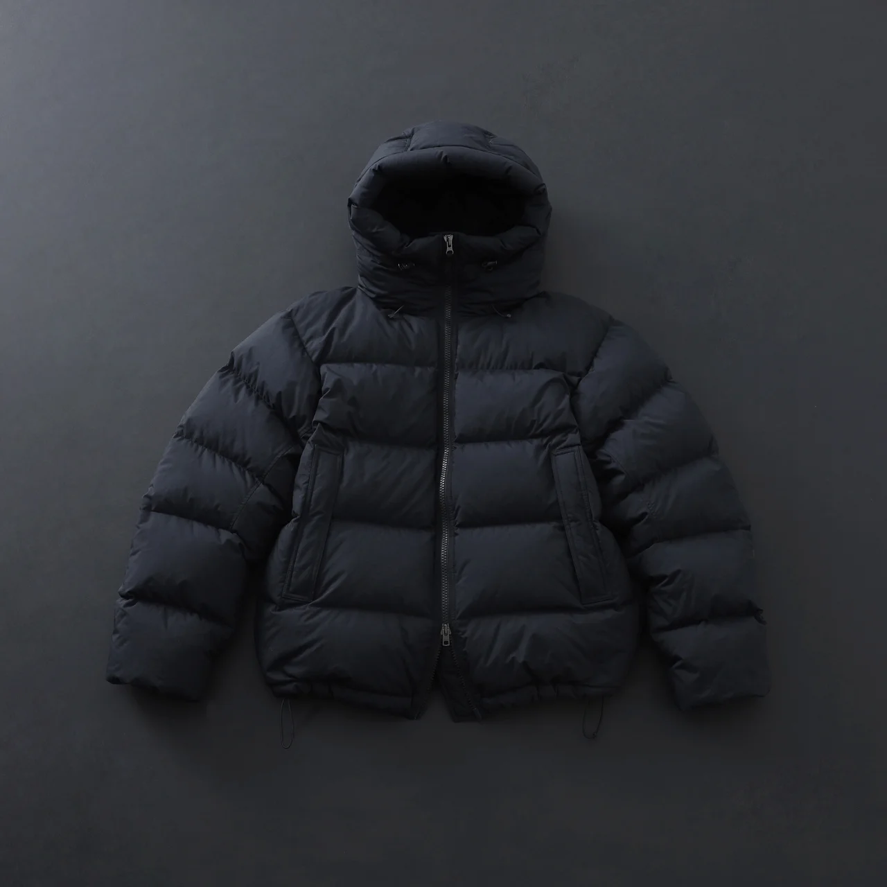 大人が買うべき「黒ダウン」20選。モンベの画像_16