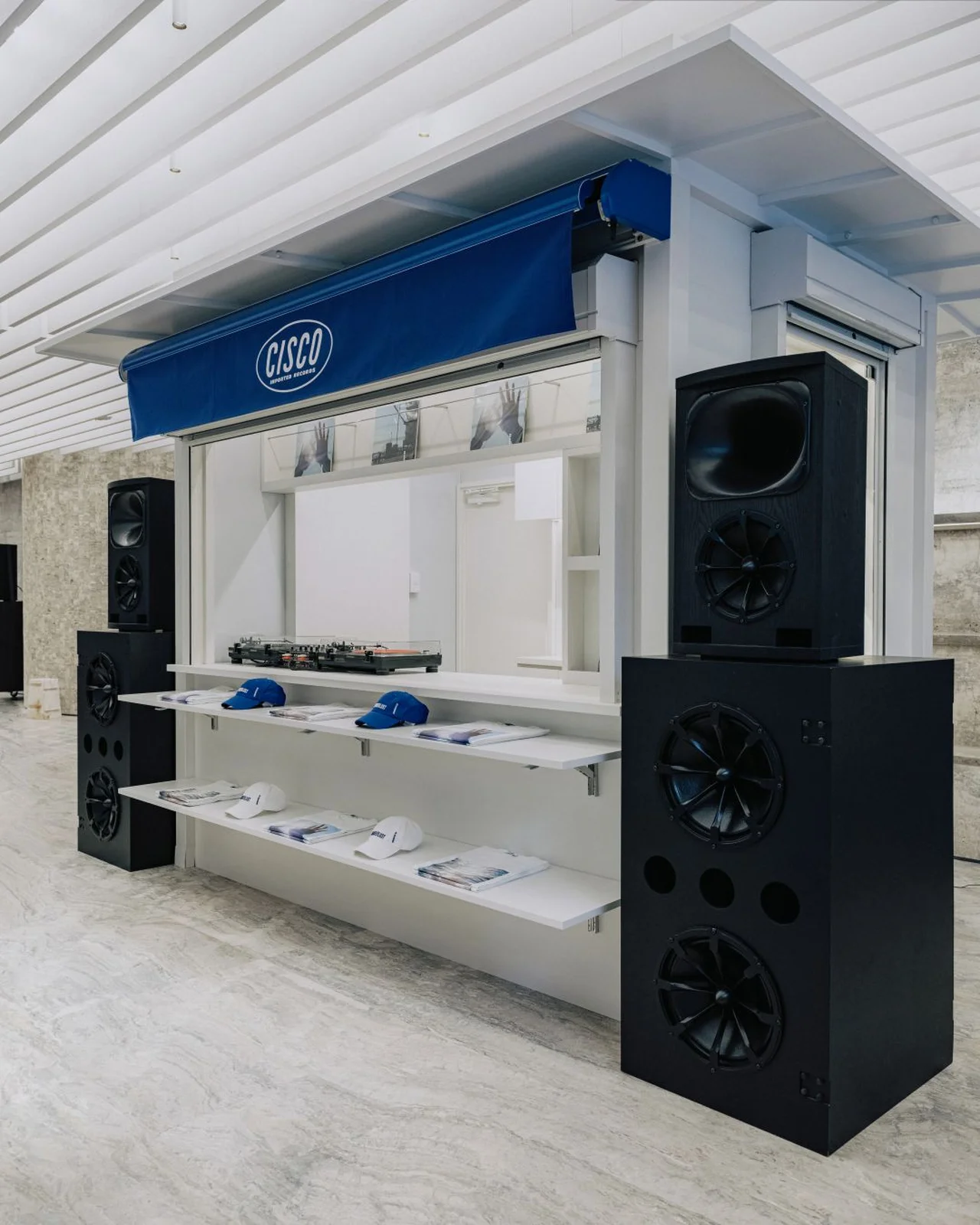 ジル サンダー銀座に伝説のレコードショッの画像_1