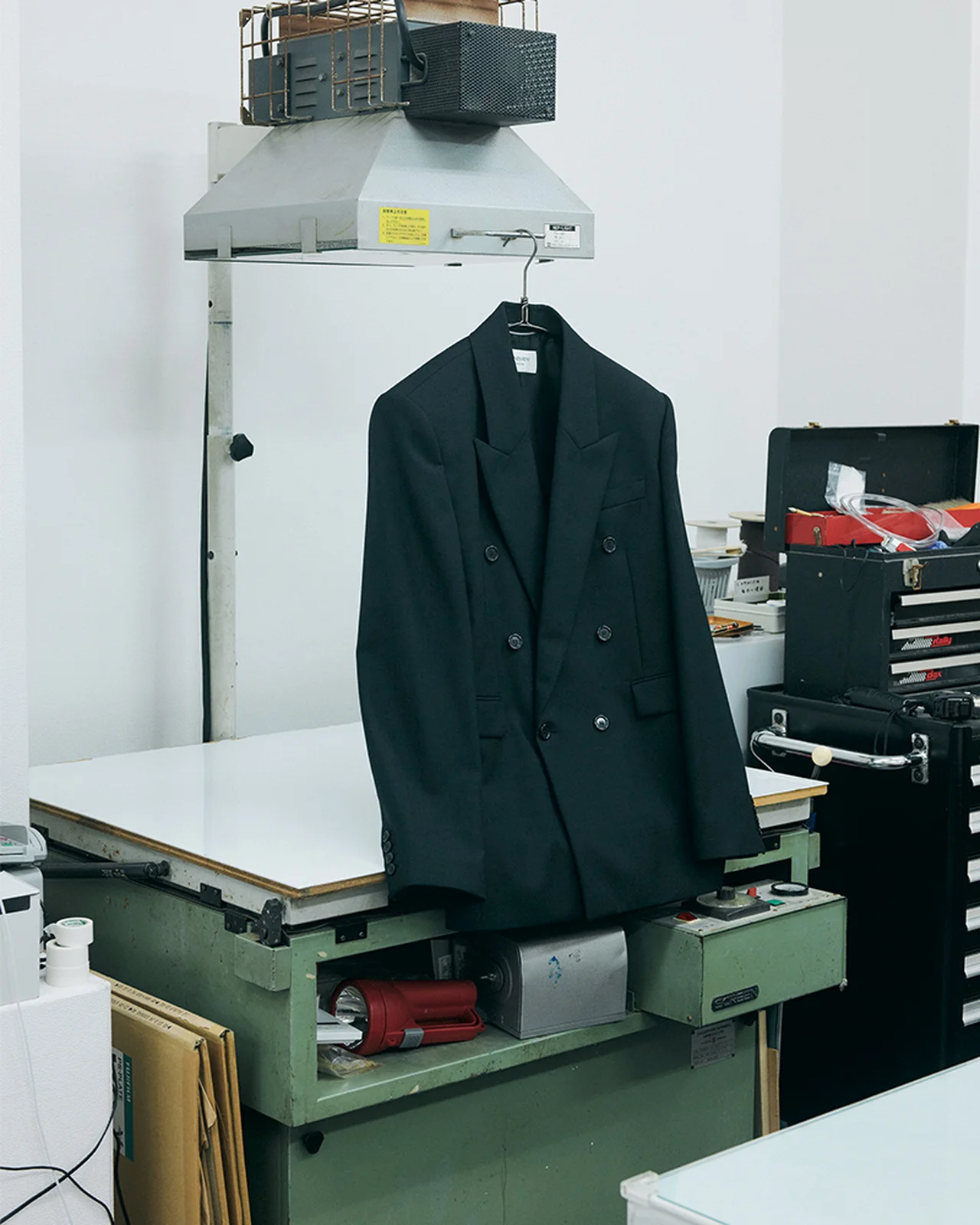 SAINT LAURENTのダブルブレストジャケット