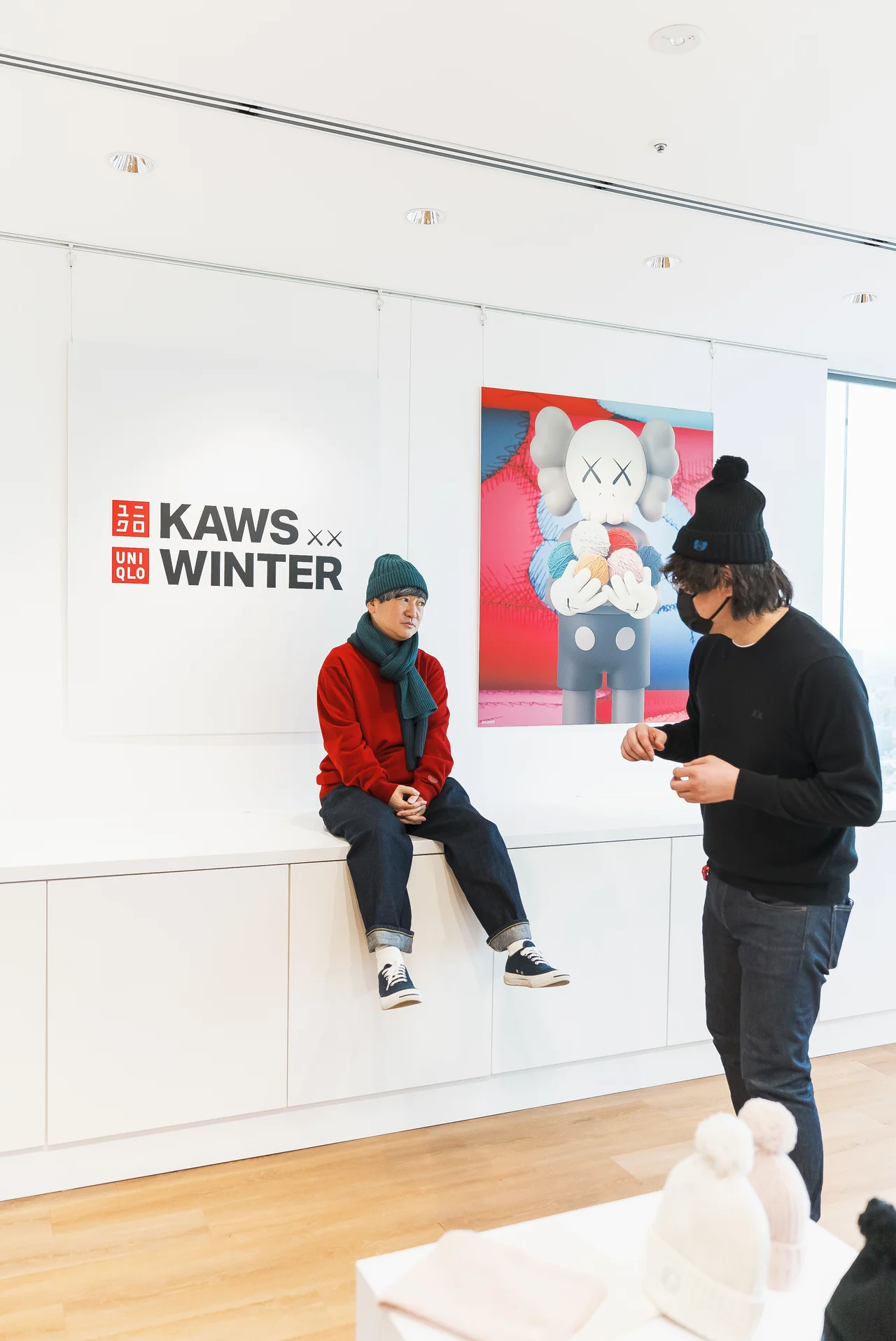 【大人のユニクロ】試着ルポ。「KAWS」の画像_38