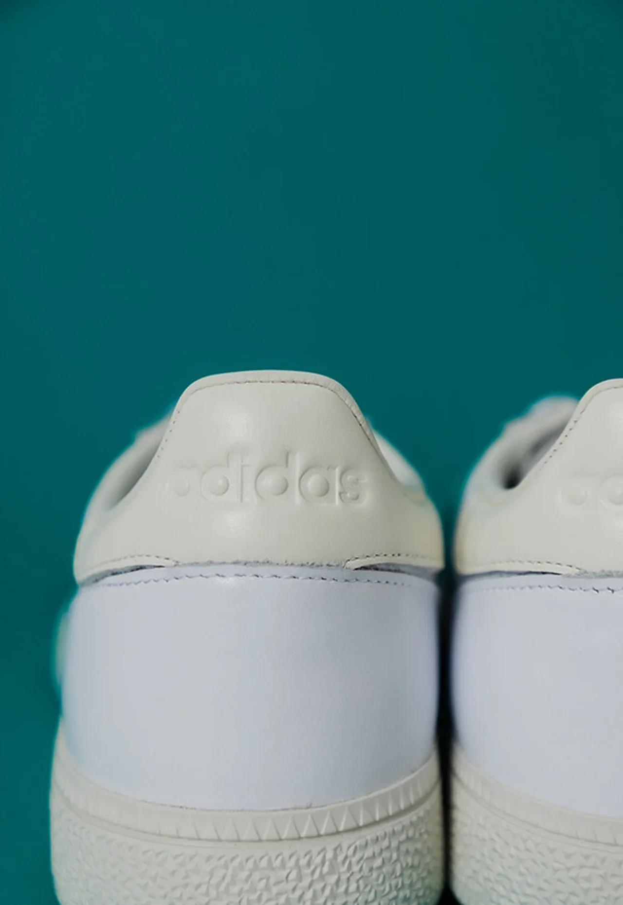 adidas Originals URBAN RESEARCH DOORS別注　HANDBALL SPEZIAL