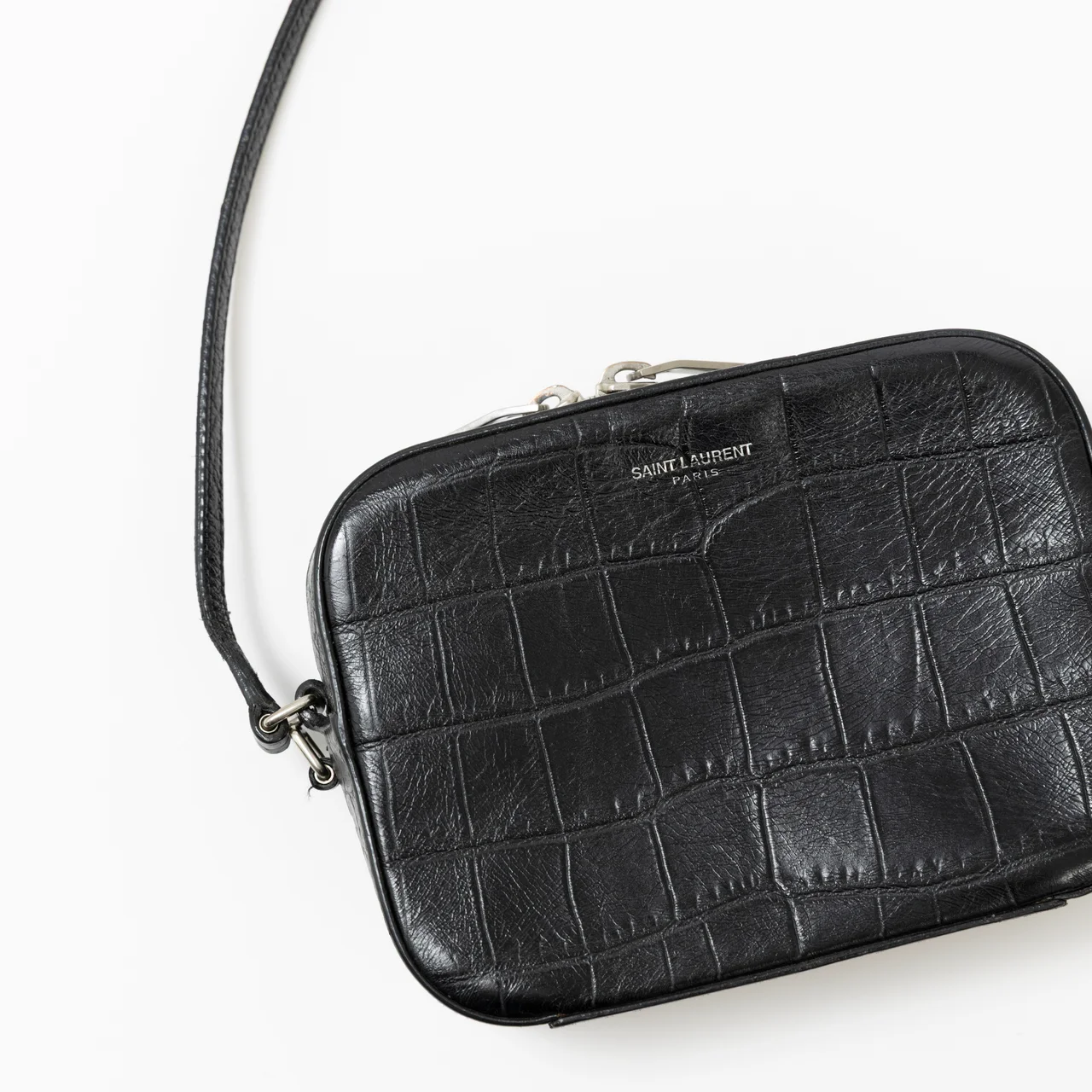 エディター私物 サンローランのカメラバッグ