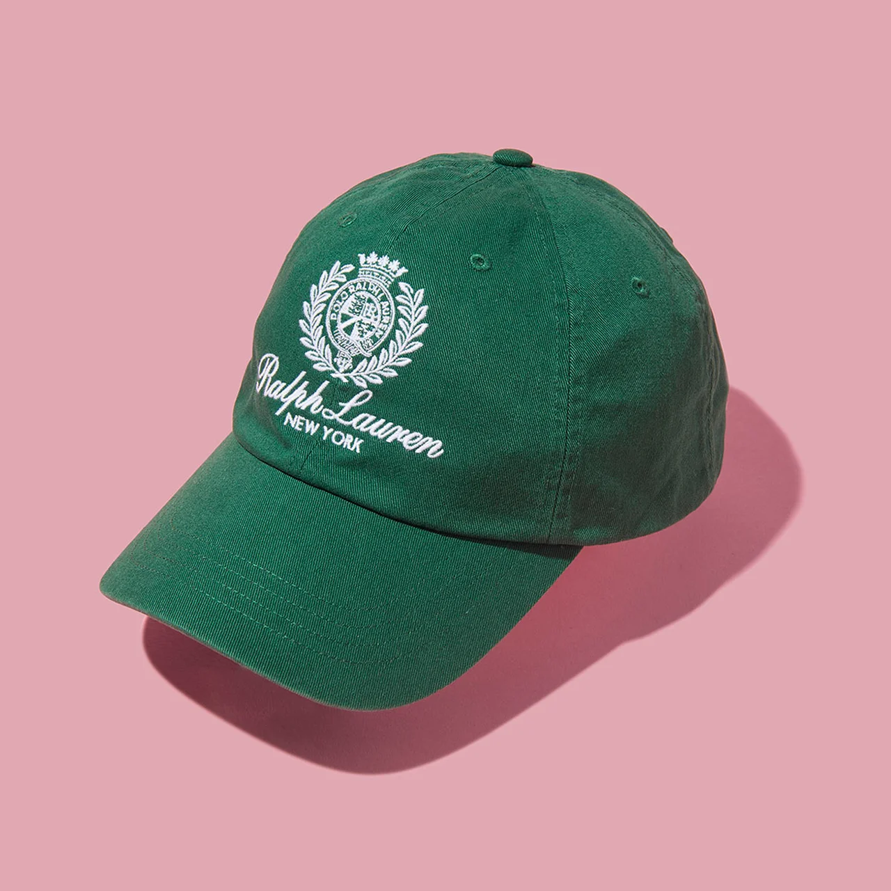 1986年のアーカイブの紋章に基づいたクレスト刺繍のキャップ