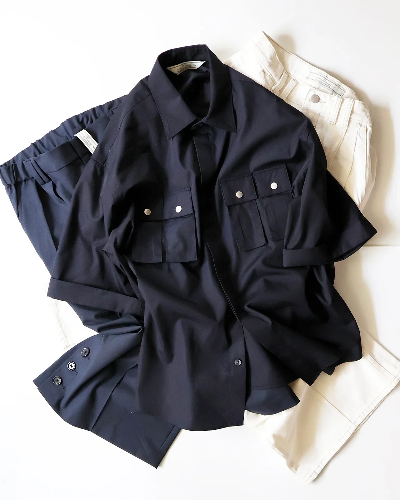 40代男性におすすめ！「GU×ロク」のネイビーセットアップ①