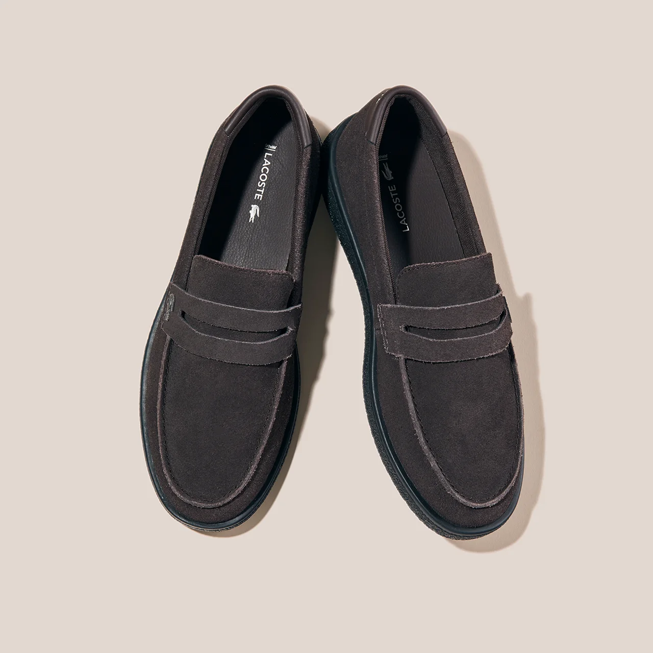 40代男性におすすめのラコステのローファースニーカー「コシェ」