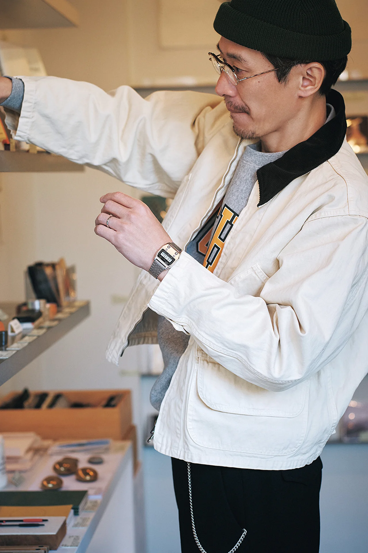 CASIO｜プレミアムシリーズ A1100B-1JF