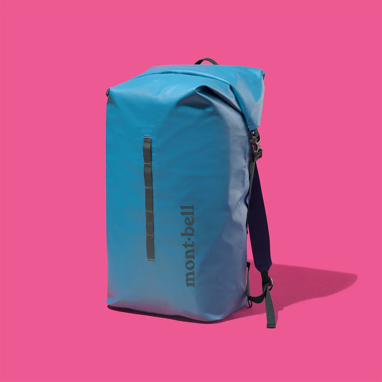 モンベル｜ロールアップ ドライコンテナパック 35