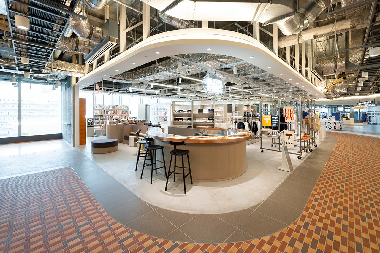 アートも音楽もミルクティーも。「ビームス カルチャート」がニュウマン高輪に初出店