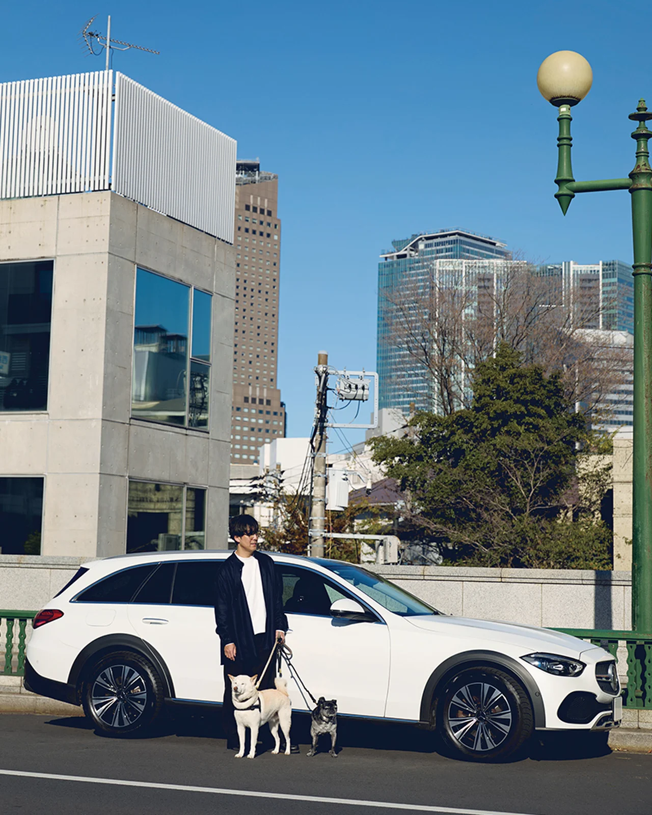 Mercedes-Benz C-Class Stationwagon ／ 魚地武大さん（フォトグラファー）