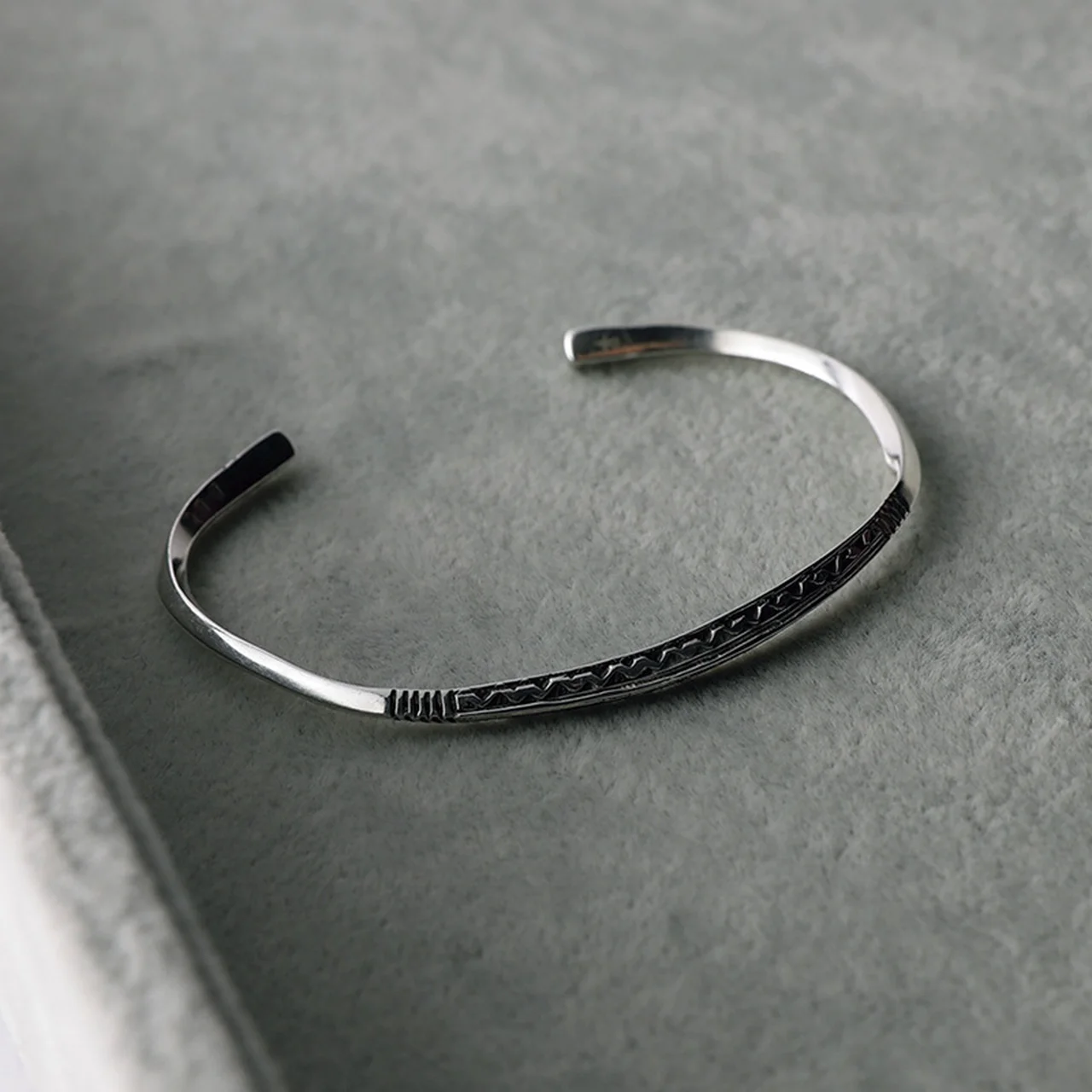 ADAWAT’N TUAREG バングル