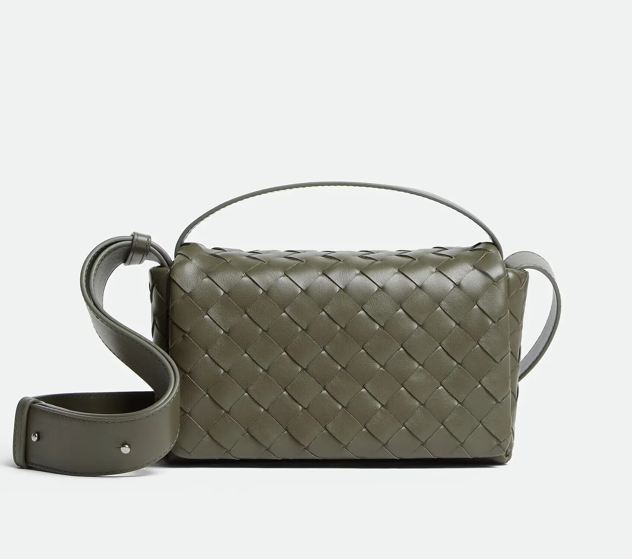 【ボッテガ・ヴェネタ】意外になかった「フの画像_5