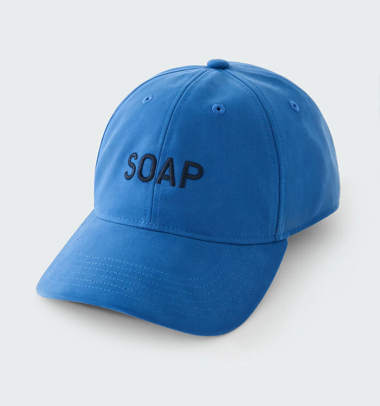 ブルーのベースボールキャップ「ソープ キャップ」