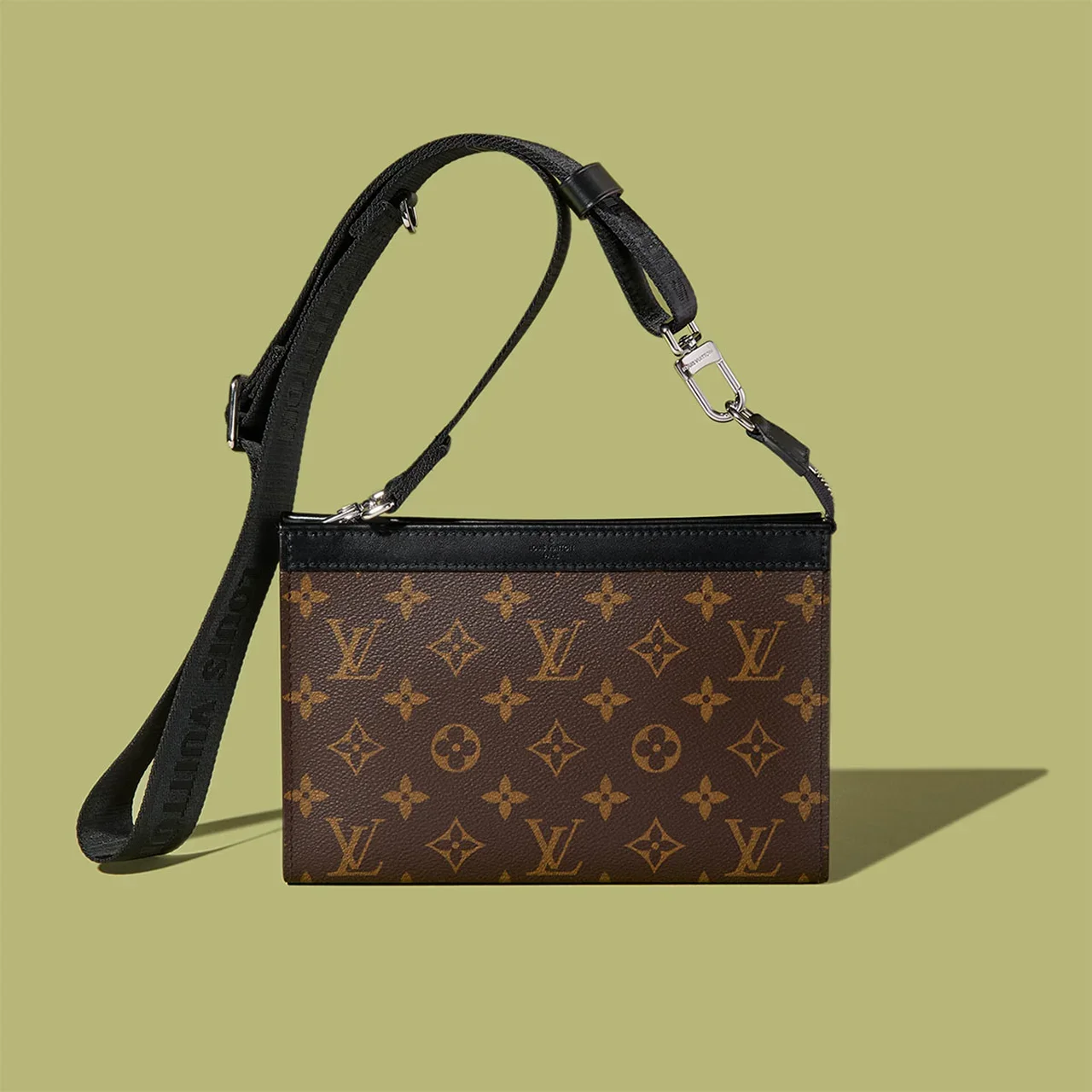 1位は『【大人のユニクロ】話題のコラボ「の画像_12