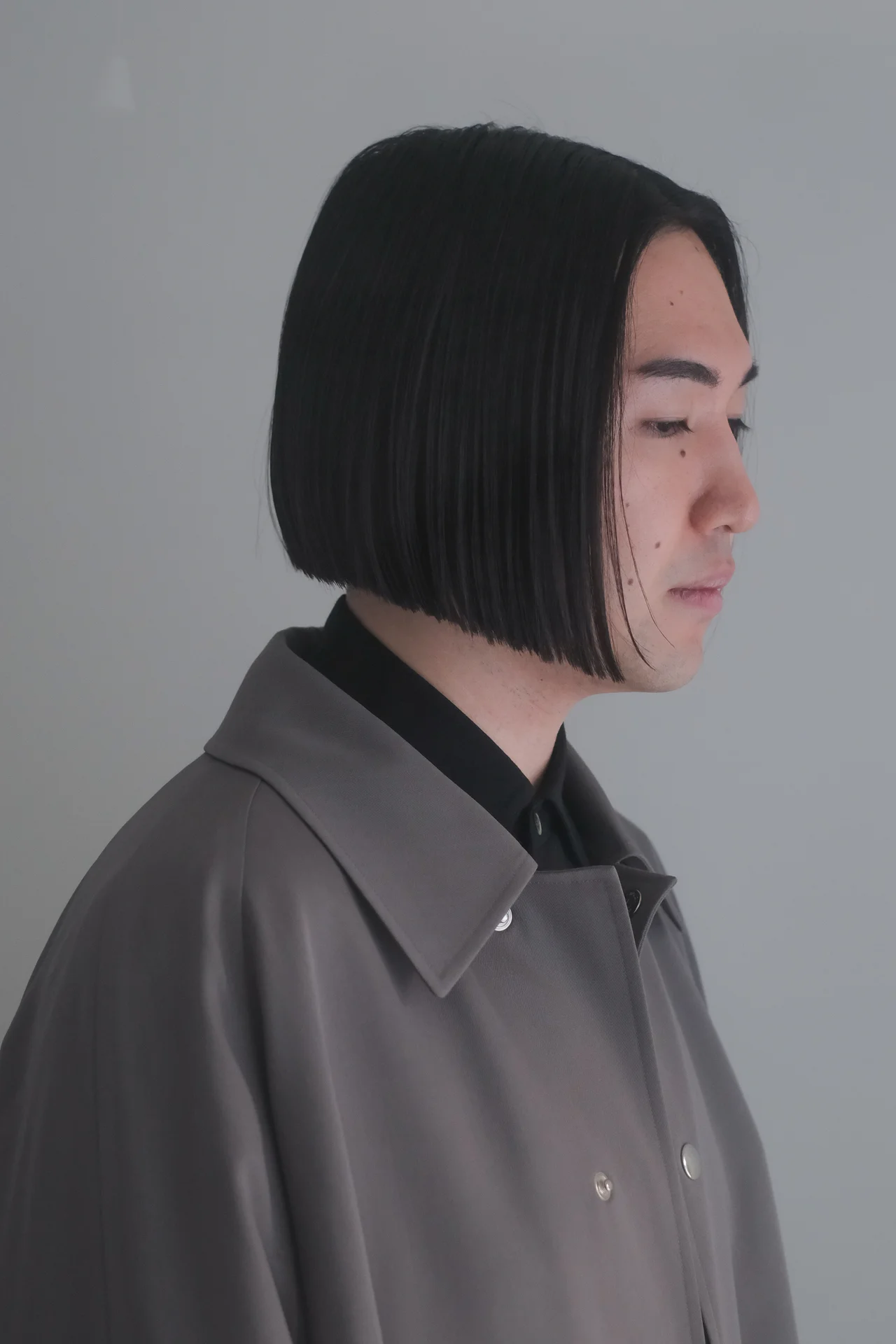 メンズヘア 前下がりが効いたワンレングスボブ