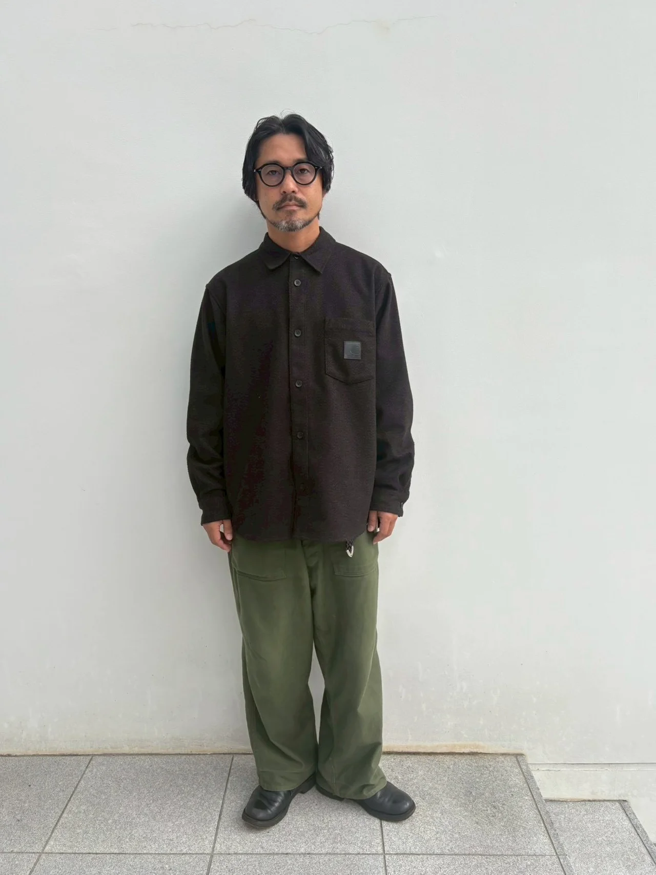 くせを活かしたセンターパート メンズヘア