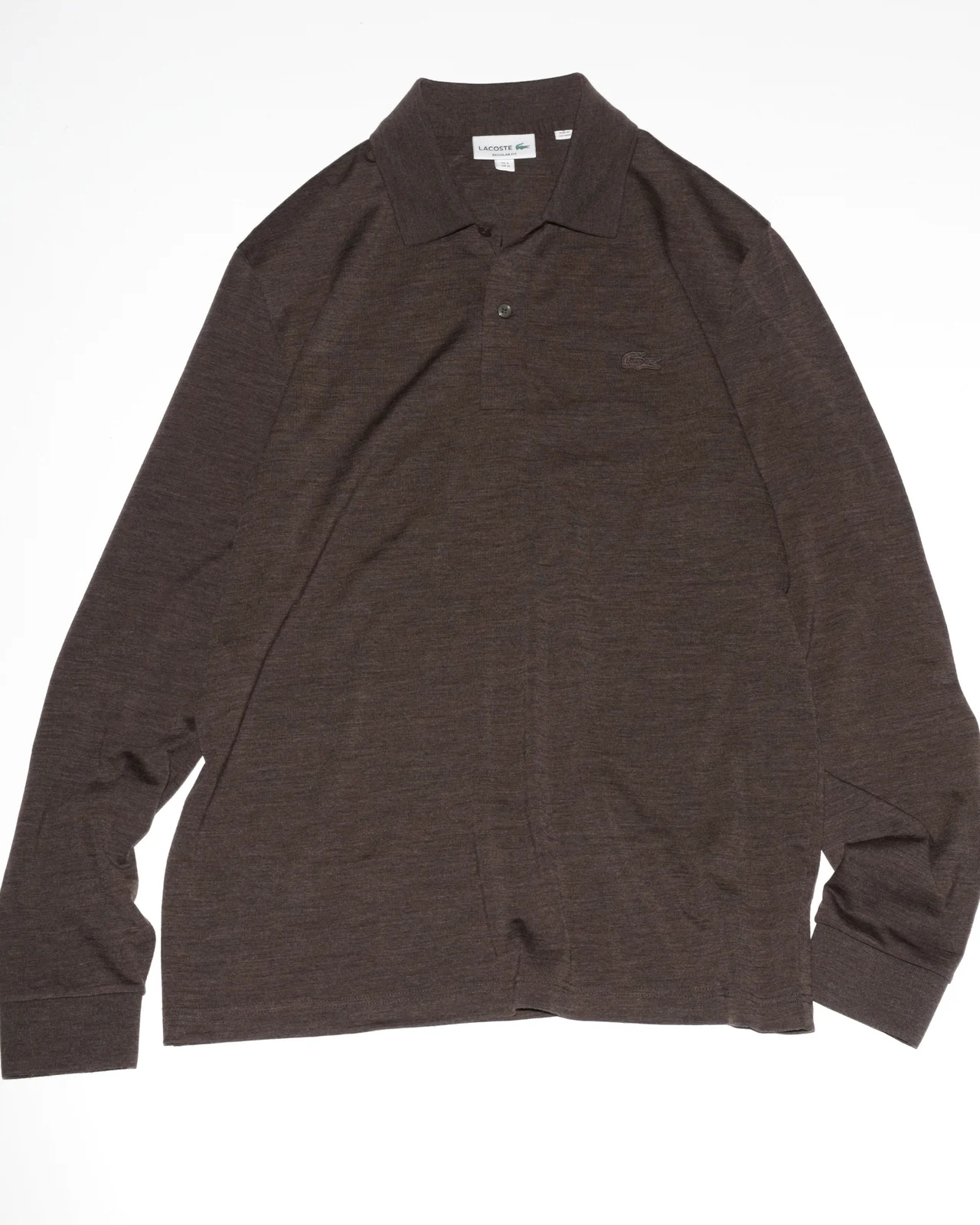 LACOSTEのロングスリーブ ウールポロシャツ 全体