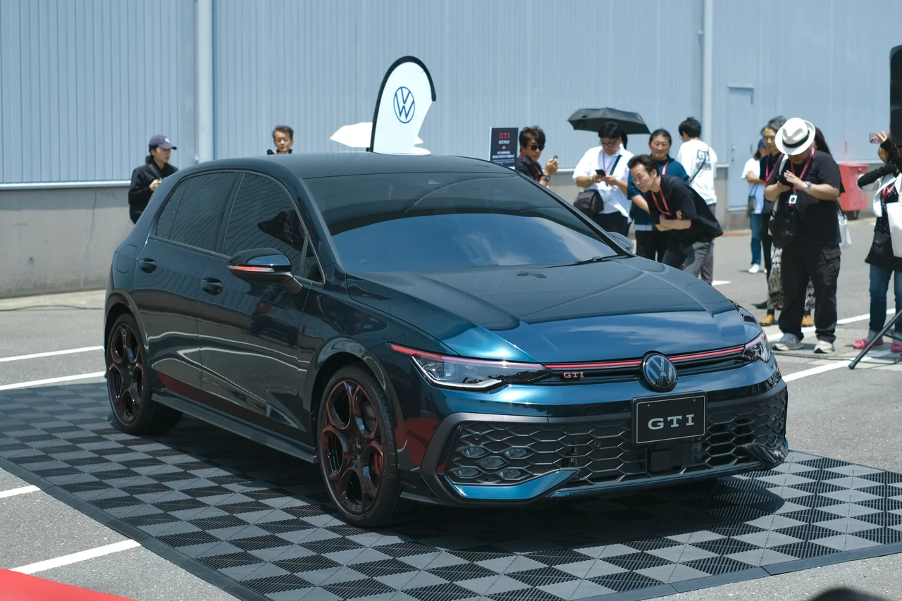 ゴルフ8 GTIの50周年記念限定車（パイロットモデル）
