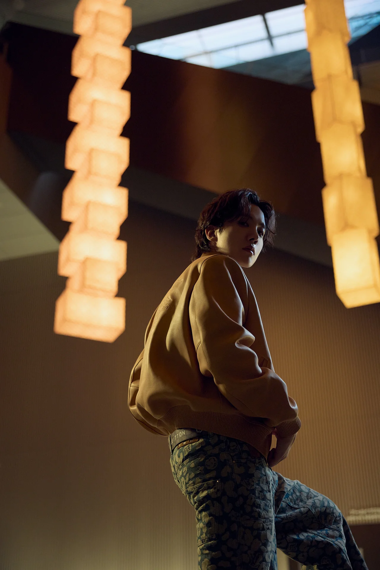 【BTSのj-hope来場】ルイ・ヴィトの画像_5