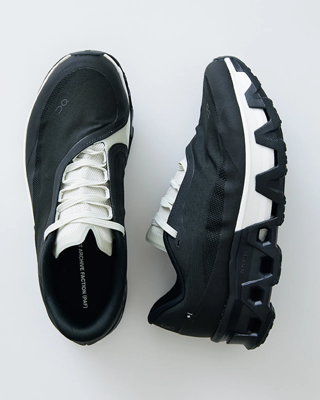 オン×ポスト アーカイブ ファクション（PAF）