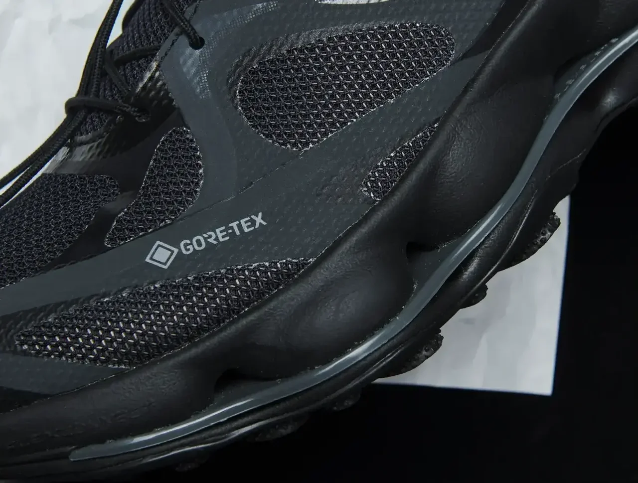 【2025年発売BEST10】「大人が本当に欲しいスニーカー」まとめ