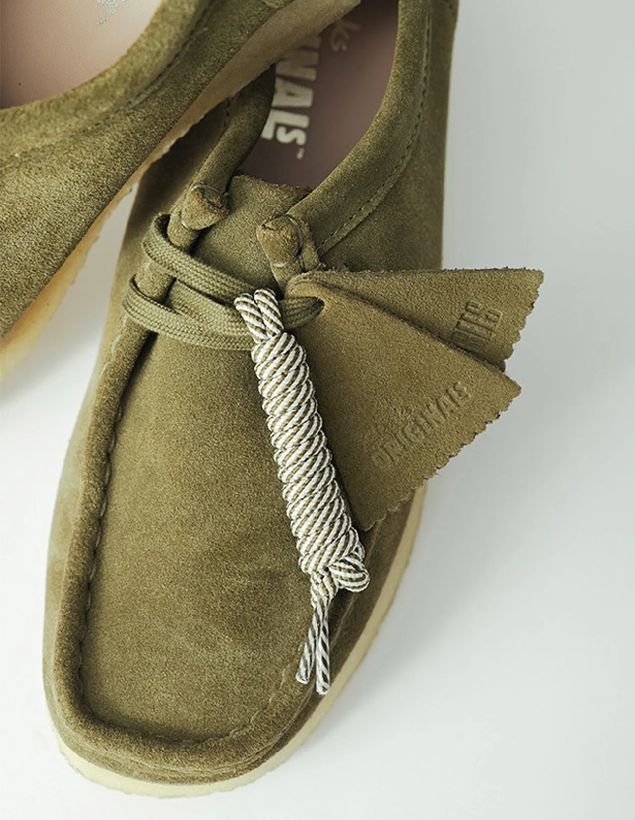 【差がつく大人のクラークス】春に買うべきの画像_3