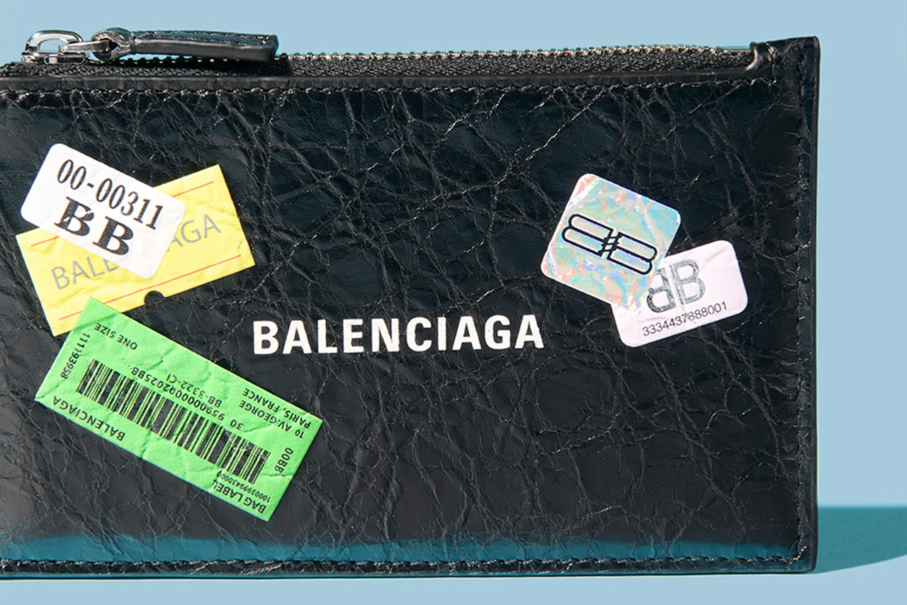 40代男性におすすめバレンシアガの新作アイテム5選。「キャッシュ」の財布に、アイコンバッグ「ル・シティ」「ロデオ」の新作も