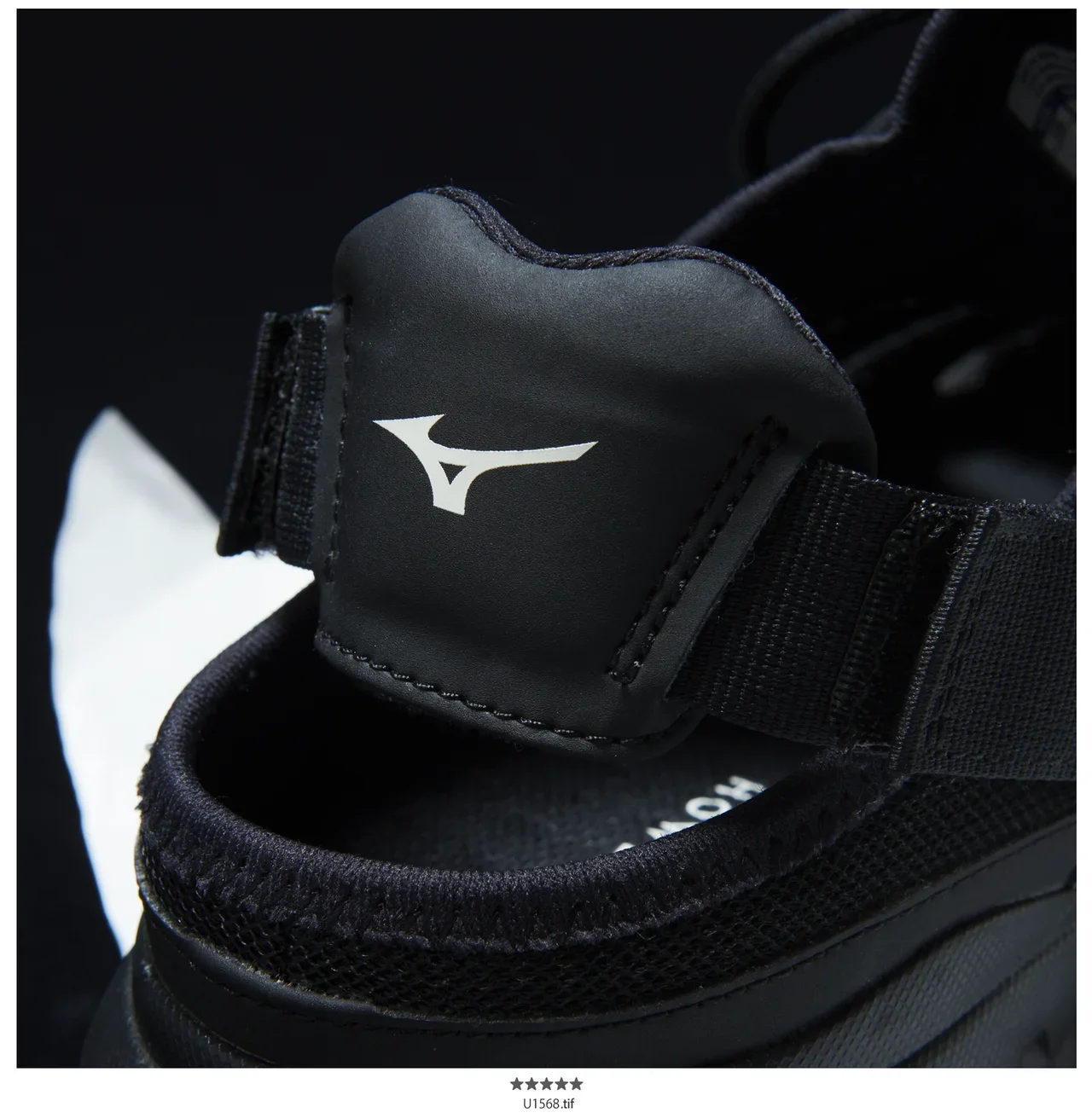 MIZUNO FOR MARGARET HOWELL｜MIZUNO HIKING SANDALS