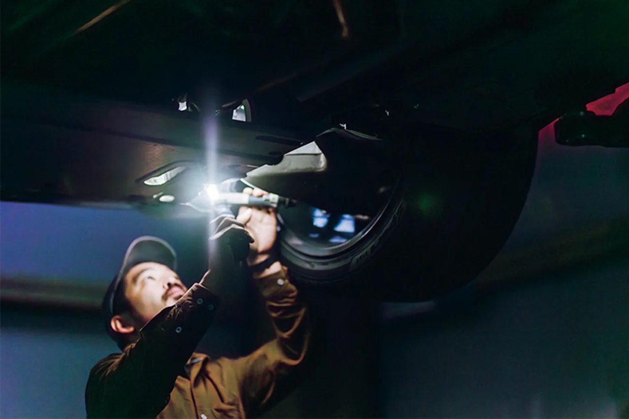 新旧を問わず高い整備力を誇るメカニックが常駐