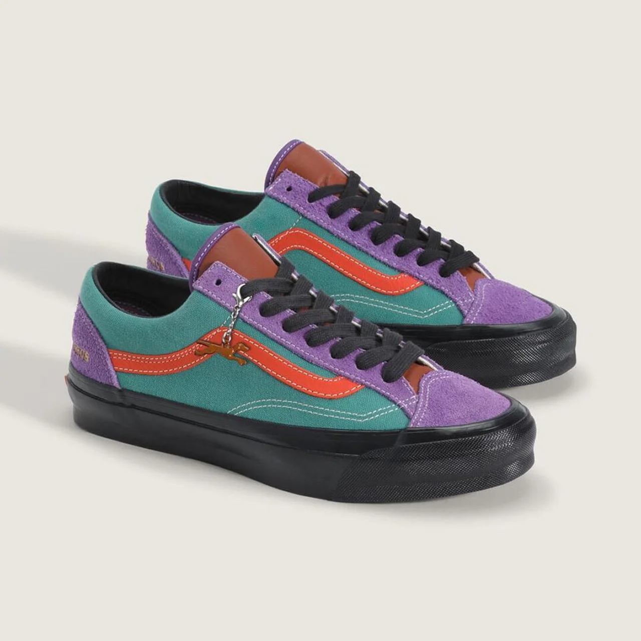 OTW by Vans x Julian Klincewicz オールドスクール 36￥19,250