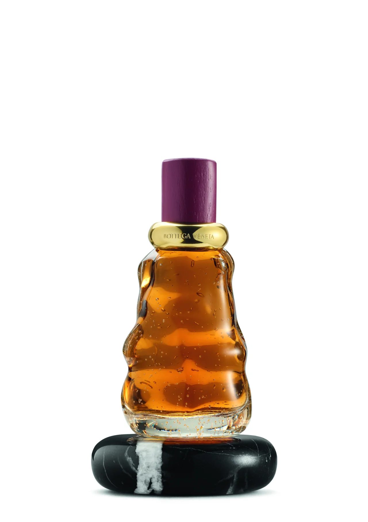 【大人が選ぶべき香水】テーマは“香りのイの画像_11