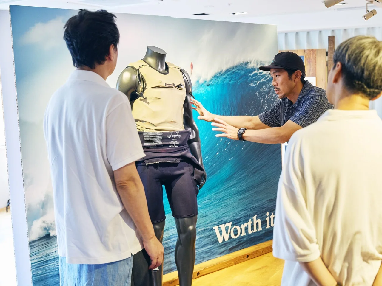 今シーズンのパタゴニアの大きなキャンペーン「Worth it.（それだけの価値がある）」