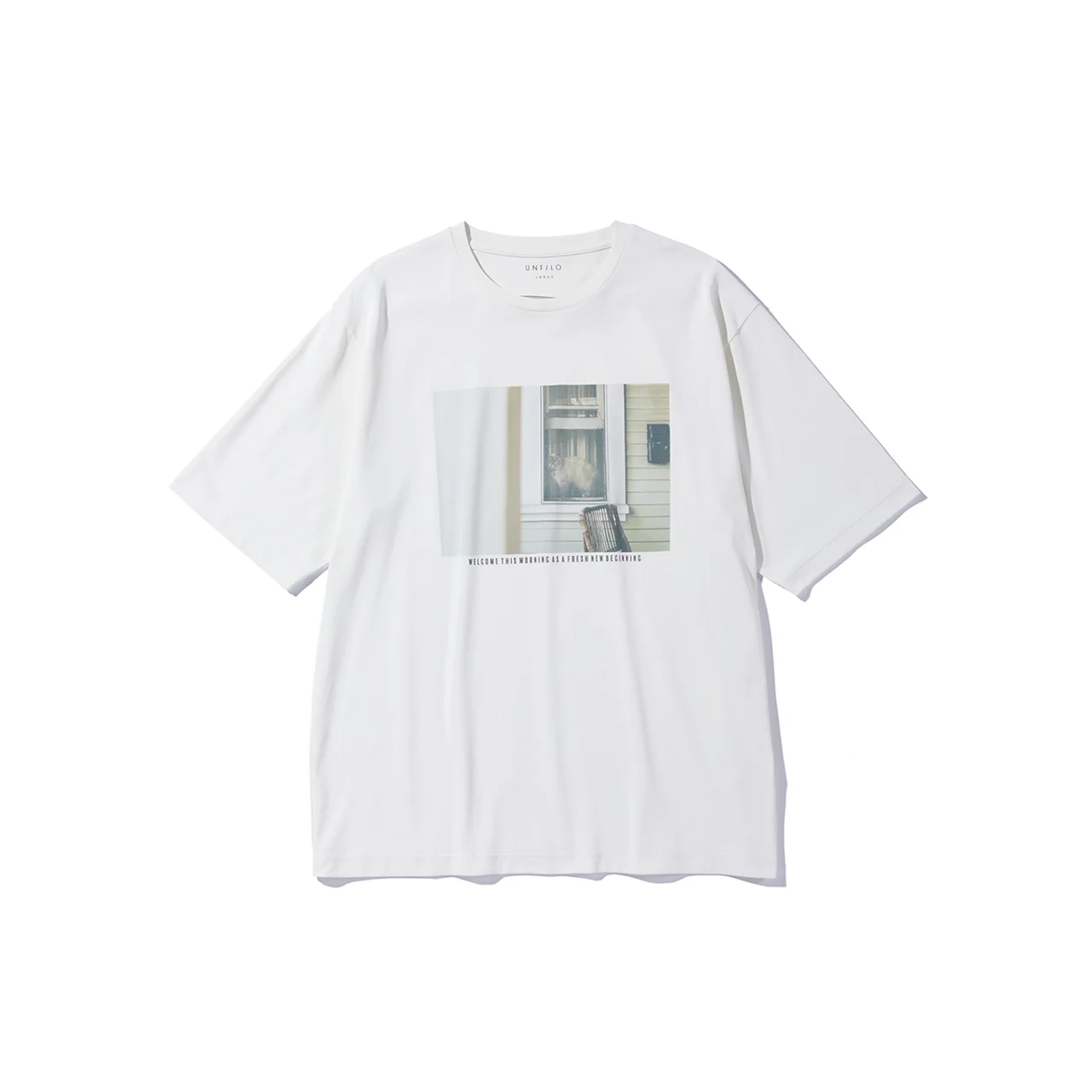 アンフィーロのフォトTシャツ「多機能 CLEAN フォトTEE」