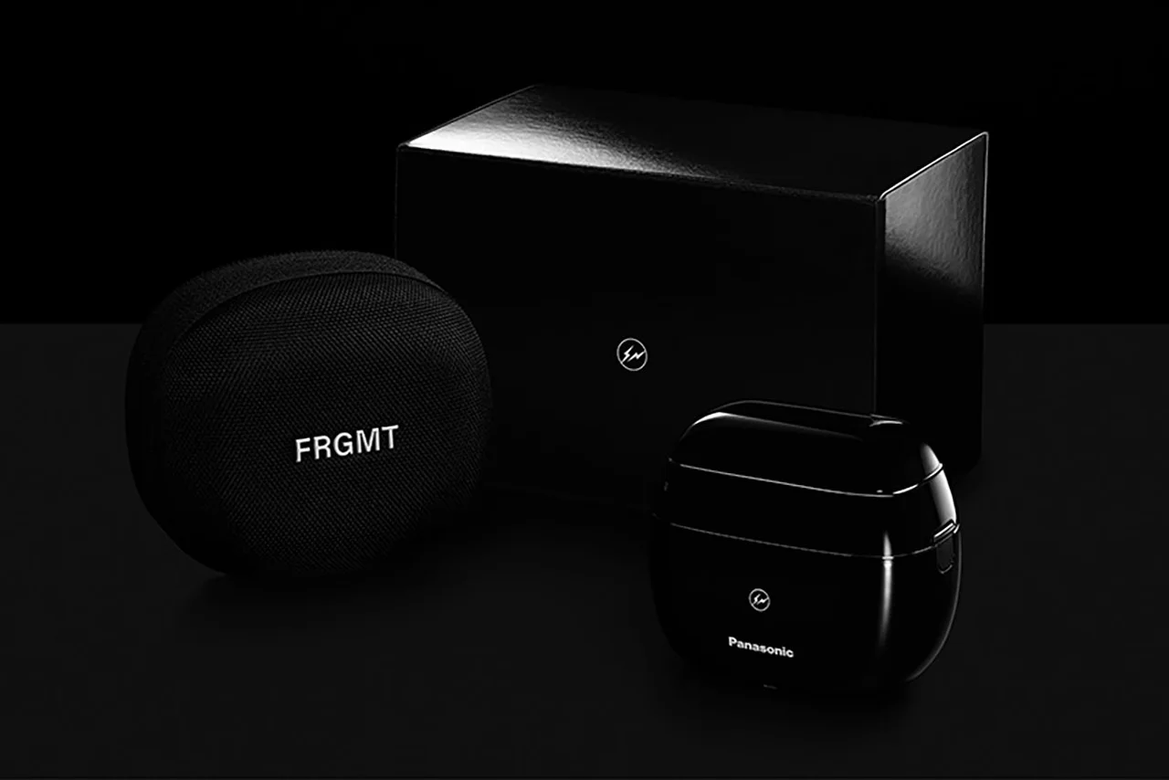 付属のケースやパッケージもフラグメント仕様