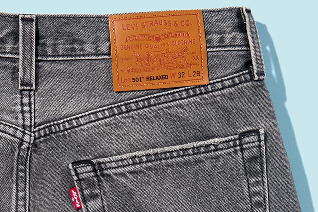 【差がつく大人のシューズ】リーバイス「501」からバブアー「トランスポート」、アディダスのジャージまで。完売必至のセレクトショップ別注10選