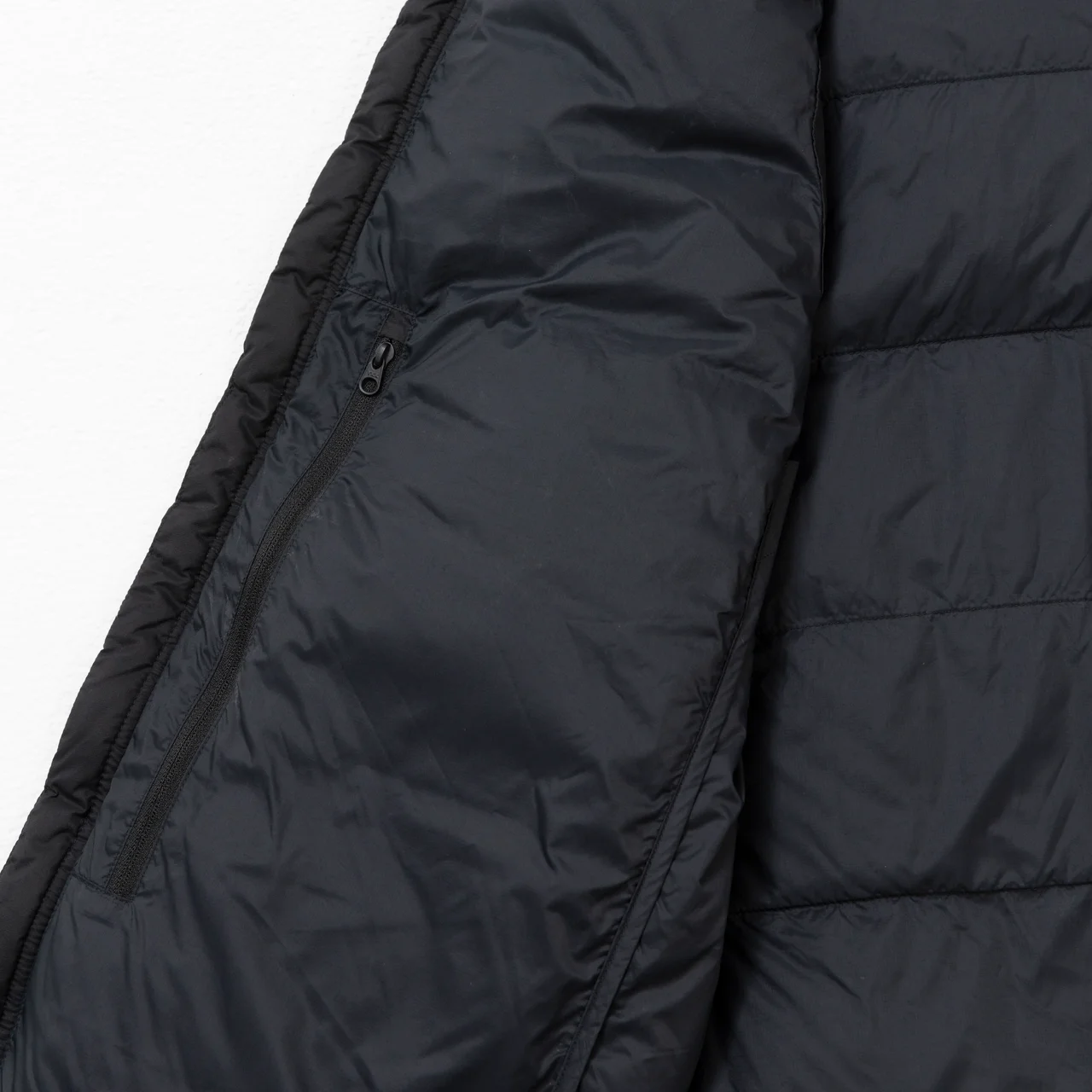 エディター私物 ヴェイランスのダウンベスト