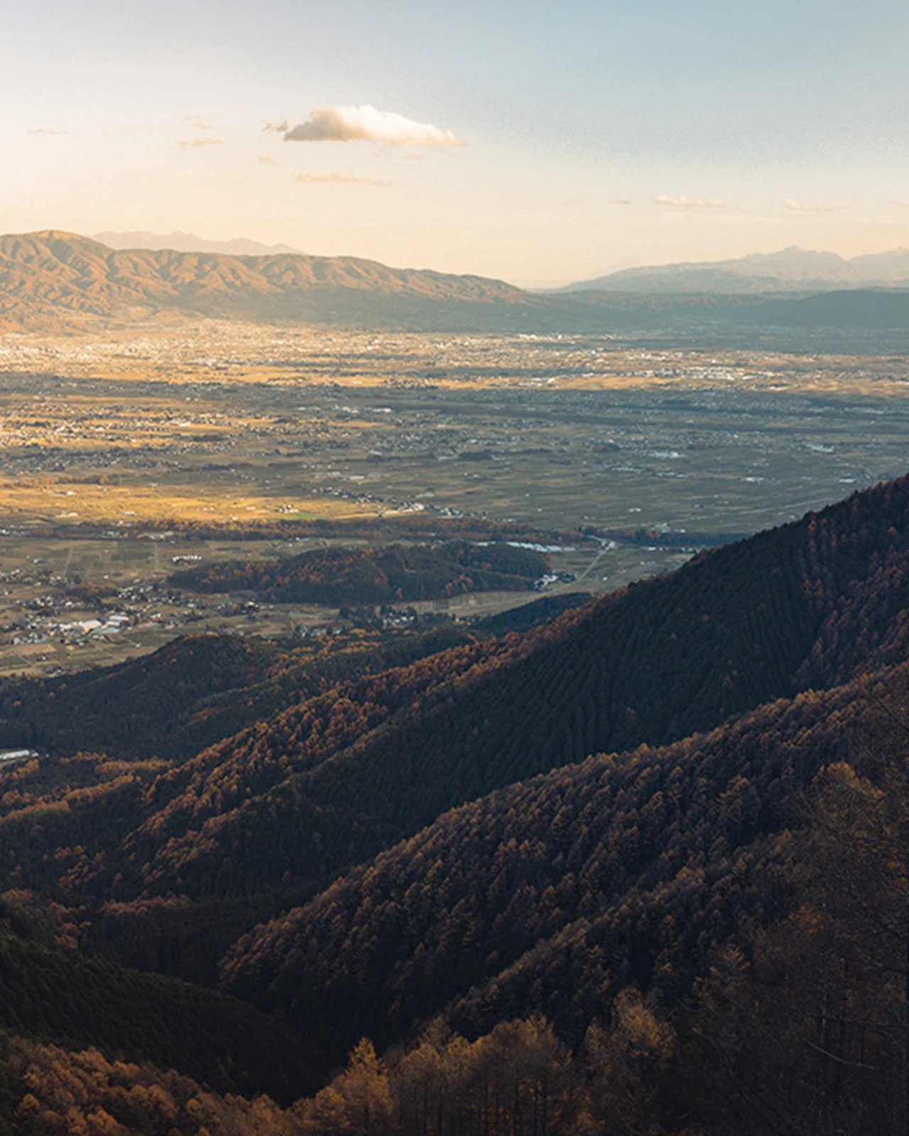 三郷スカイラインの展望台から望む、松本市の絶景