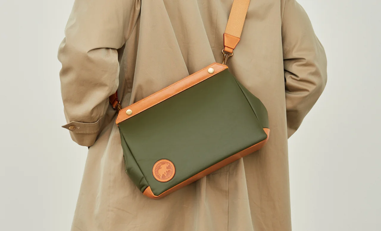 【差がつく大人のショルダーバッグ】完売必の画像_1