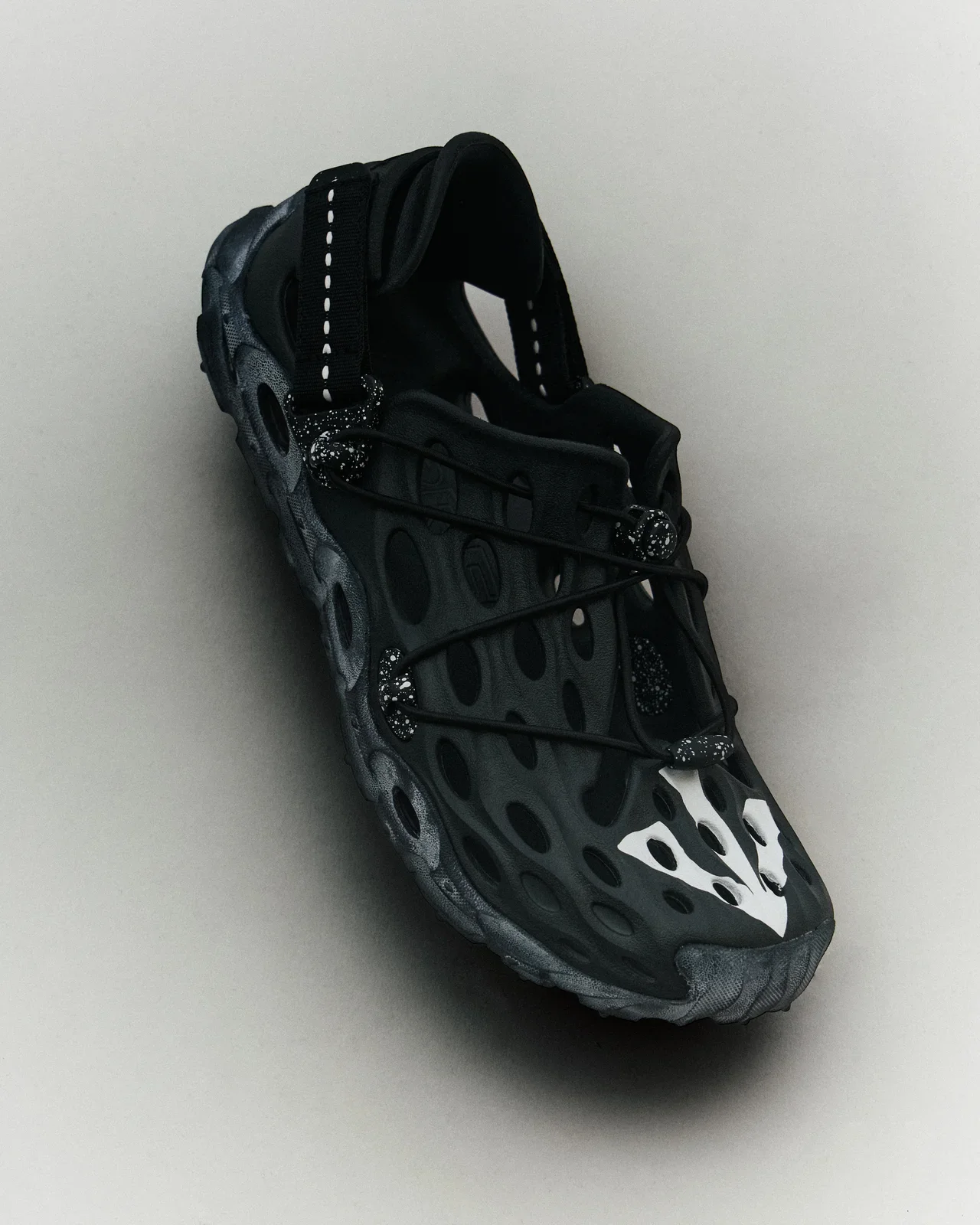 メレル HYDRO MOC AT CAGE x EASTLOGUE