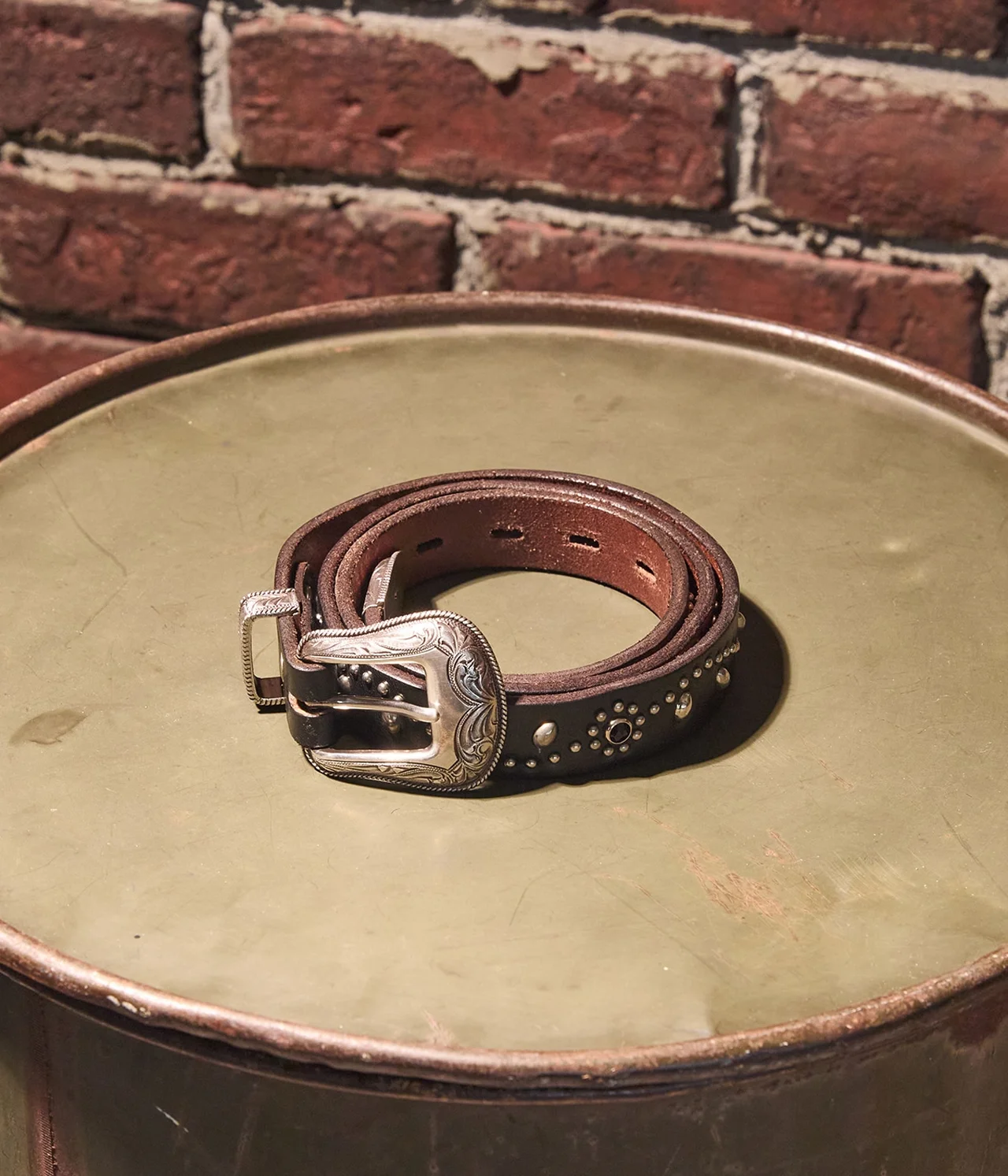 【大人のレザー小物】ベルトから財布まで。の画像_2