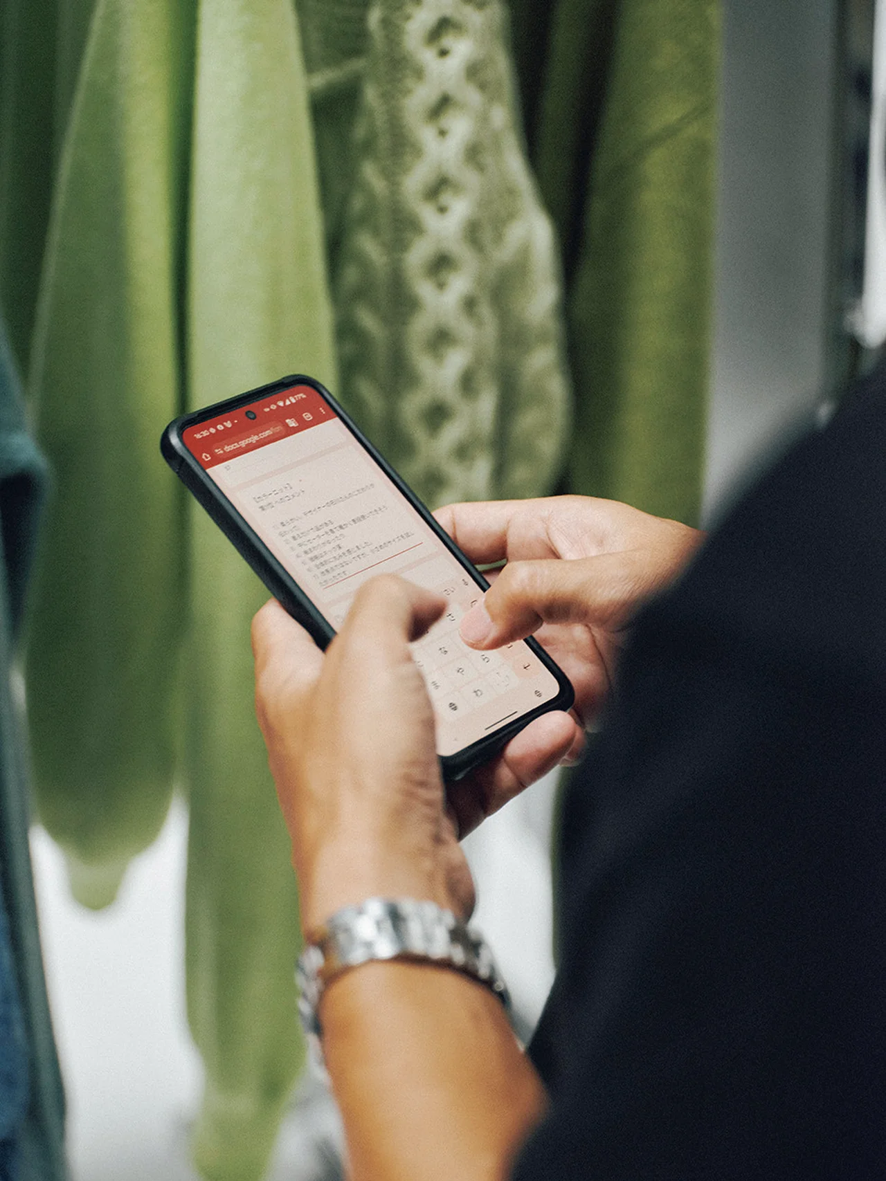 スタイリスト3人が語る「いま大人が着るべの画像_17