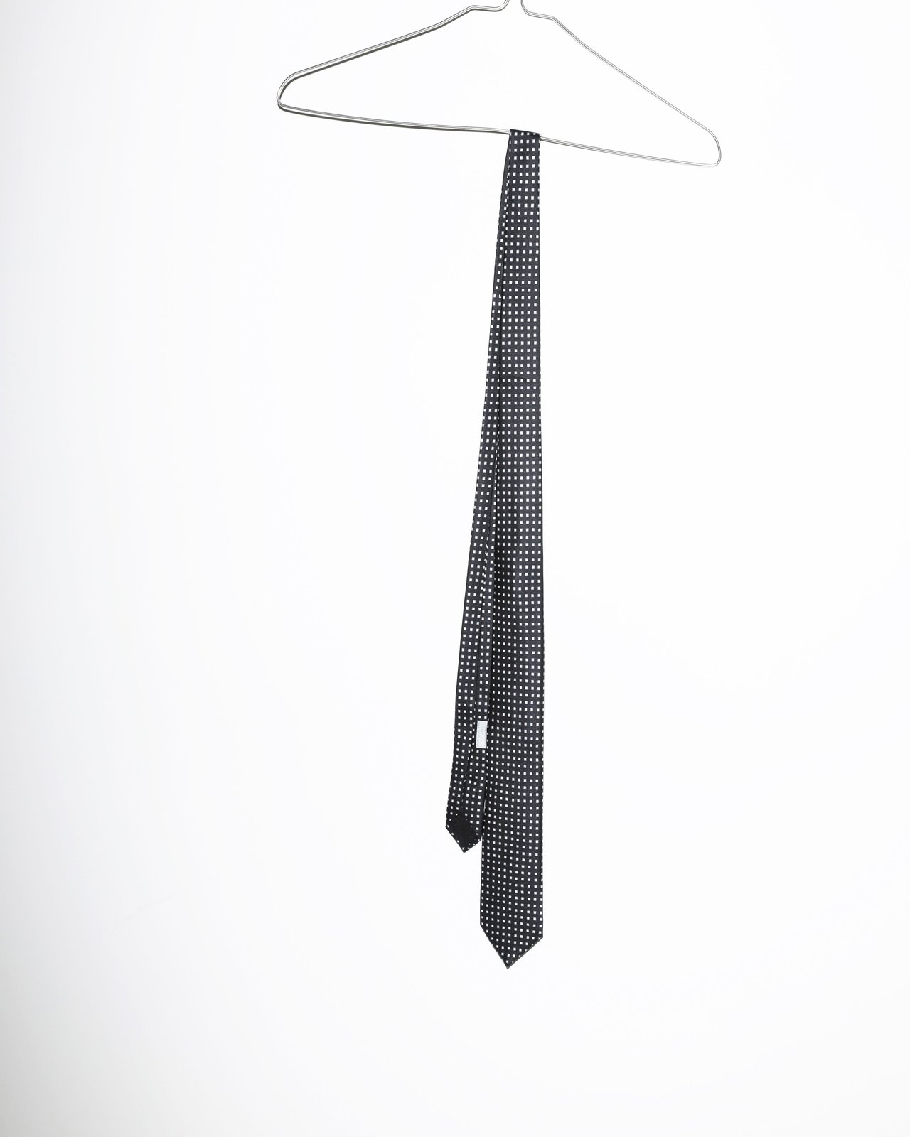 HERMESのネクタイ「カレモン」