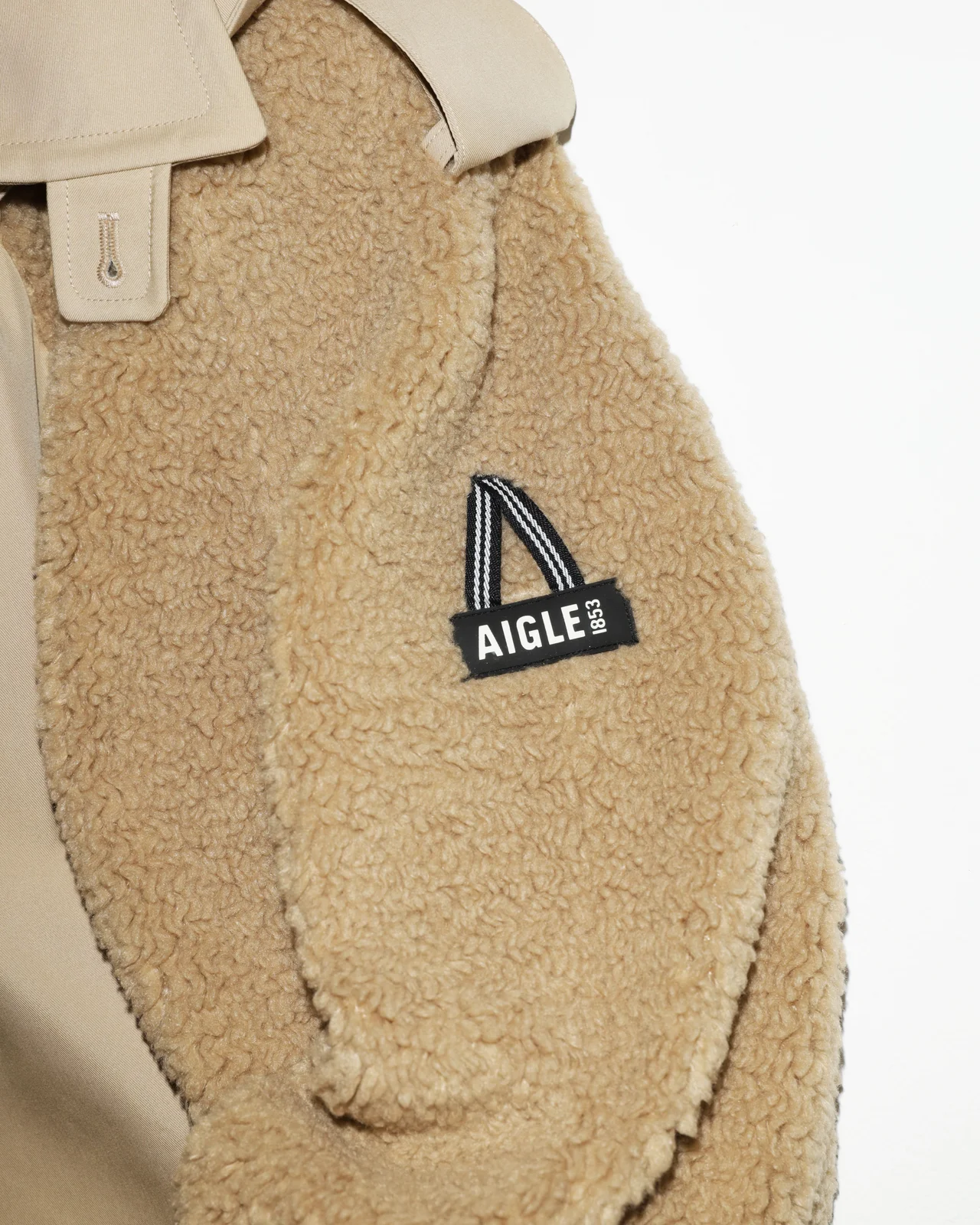 AIGLE by SETCHUのミックスメディア トレンチコート ロゴ