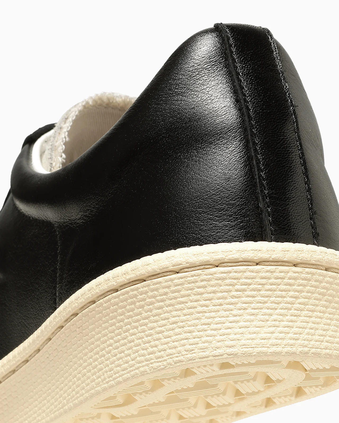 【差がつく大人のコンバース】「プロレザーの画像_9