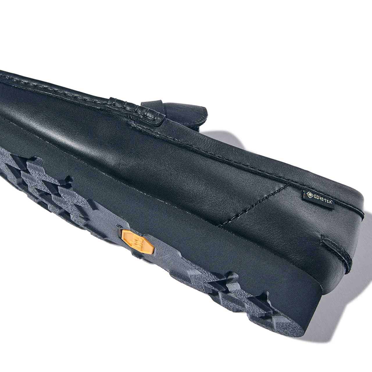 「ワラローファーゴアテックス」に使われているヴィブラムソールを踏襲