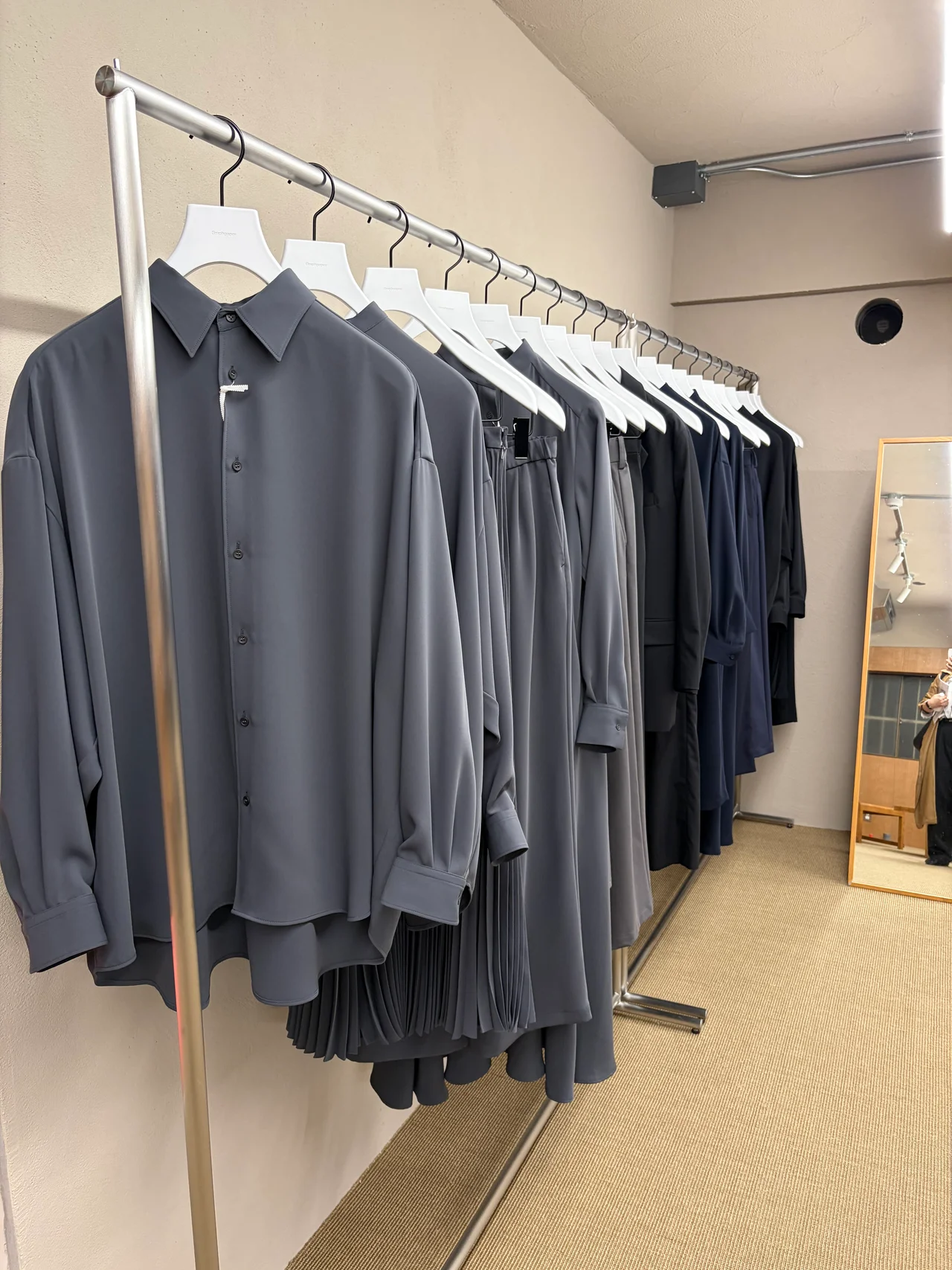 大阪・北堀江に誕生した旗艦店。「グラフペの画像_9